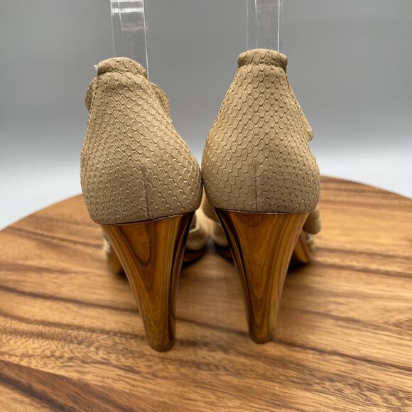 Michael Kors Berkley Heels Womens Size 8 M Nude Embossed Leather Stilletto Shoes - Picture 4 of 8